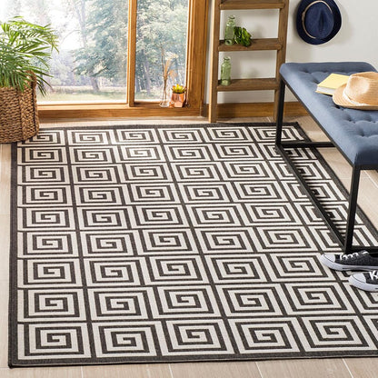 Safavieh Linden Lnd129A Light Grey / Charcoal Geometric Area Rug