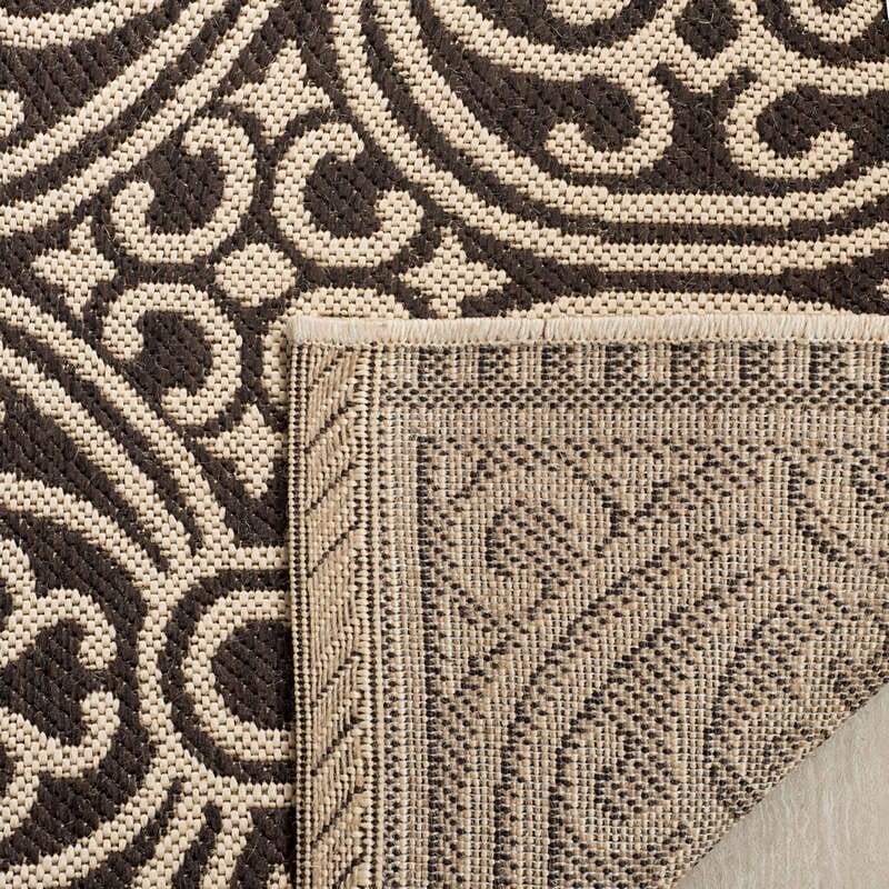 Safavieh Linden Lnd134U Creme / Brown Damask Area Rug