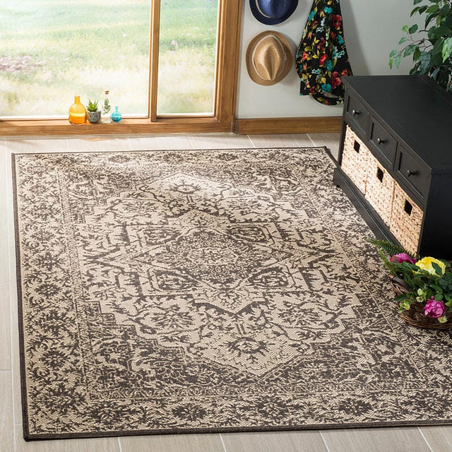 Safavieh Linden Lnd139U Creme / Brown Area Rug