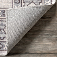 AreaRugs.com Wavaj Nwa1040B Gray Area Rug