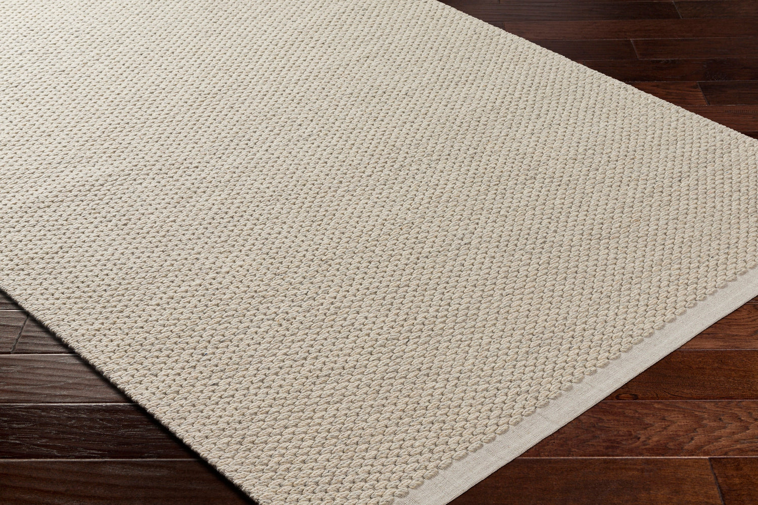Surya Lumi Lum-2303 Beige Rug.