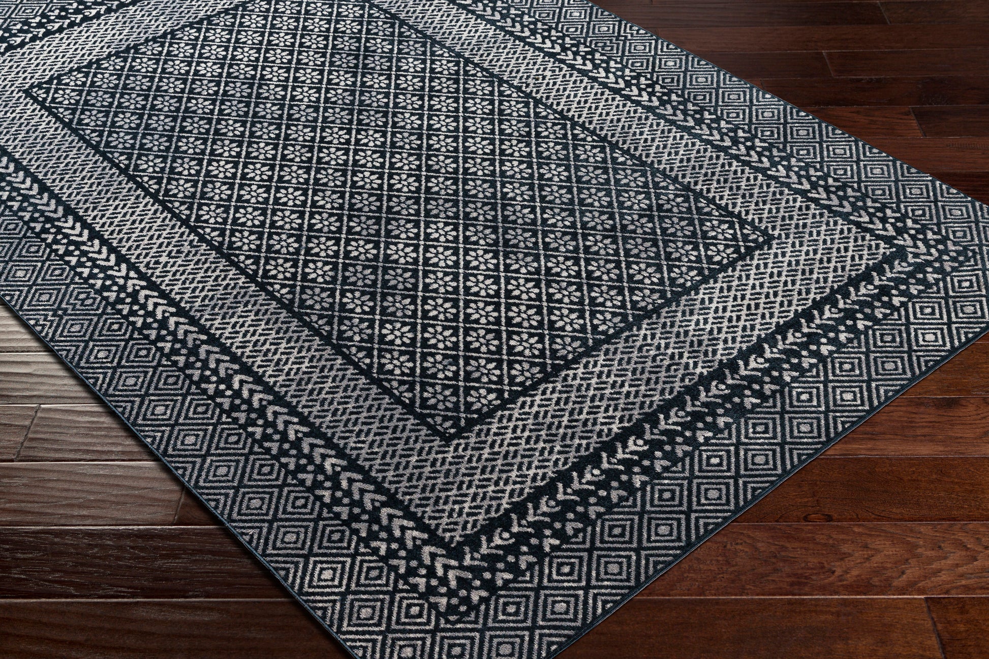 Surya Lavadora Lvr-2308 Ink, Light Gray, Cream Area Rug