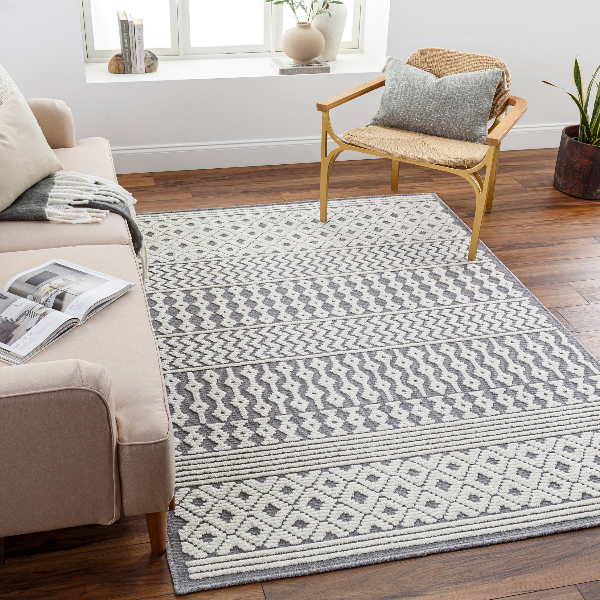 Surya Lyna Lya-2311 Grey Area Rug