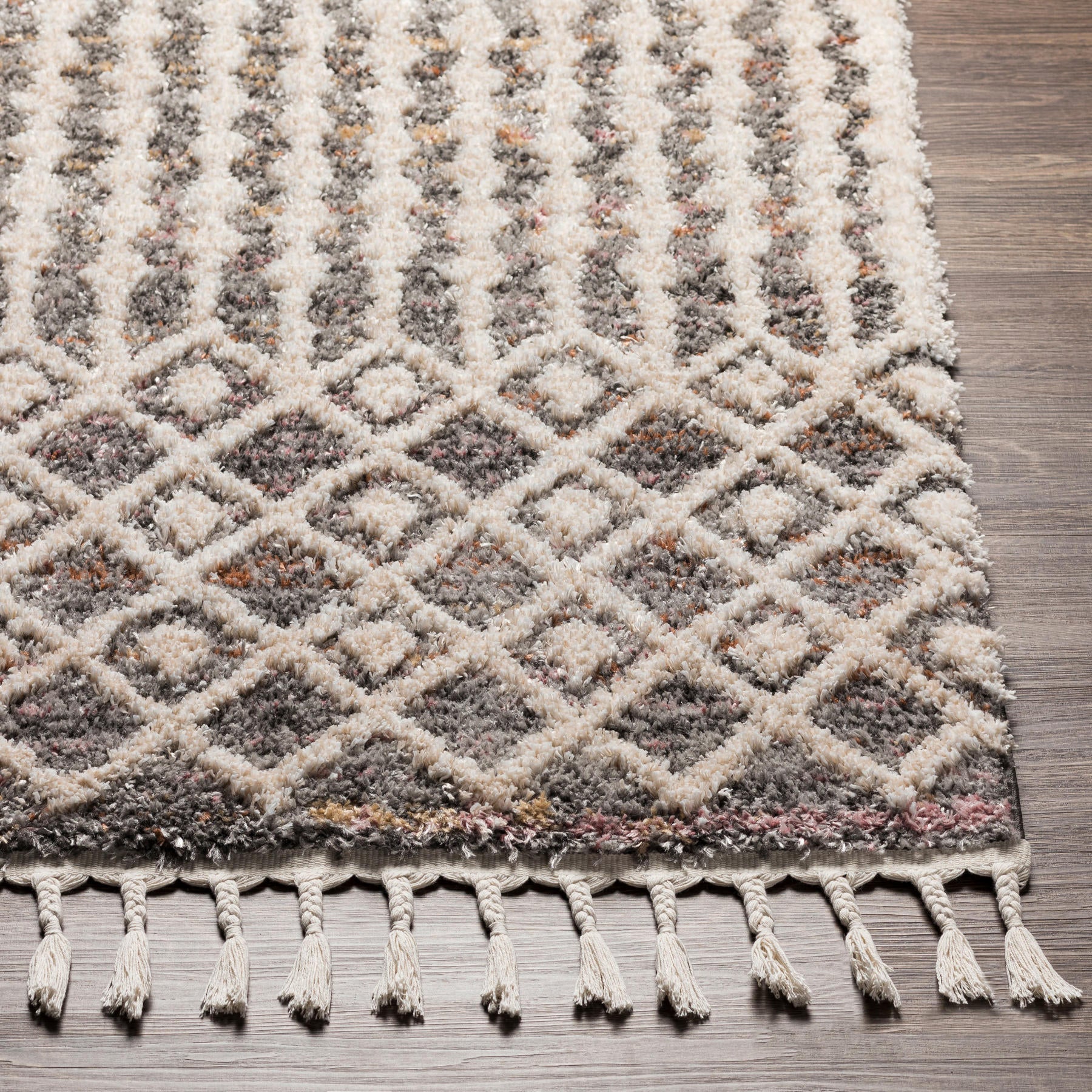 Surya Lyon Lyn-2302 Gray Area Rug