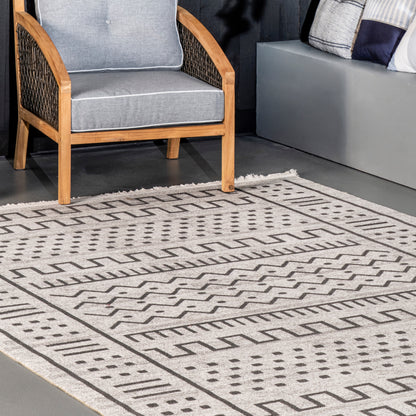 Nuloom Tribal Cora Ntr1483C Light Gray Area Rug