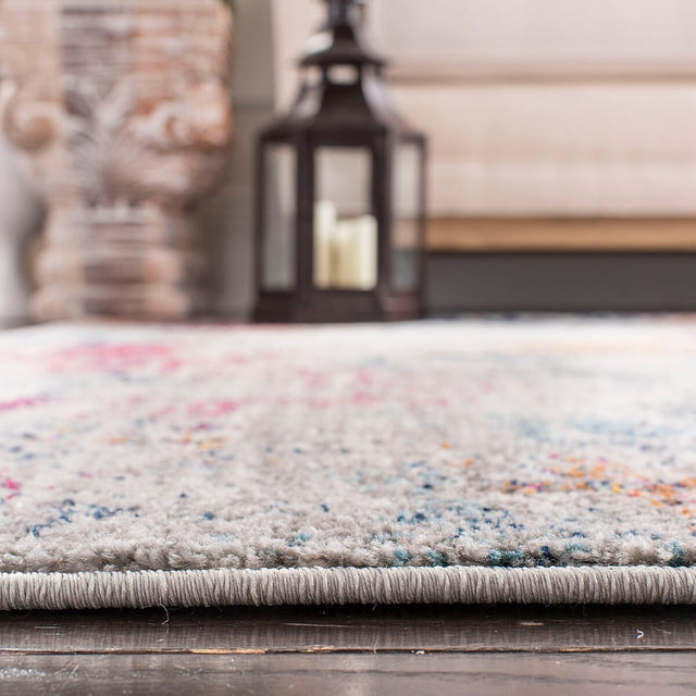 Safavieh Madison Mad157R Light Grey / Fuchsia Rugs.