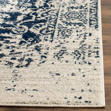 Safavieh Madison Mad603D Cream / Navy Rugs.