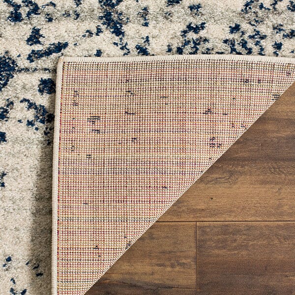 Safavieh Madison Mad603D Cream / Navy Rugs.