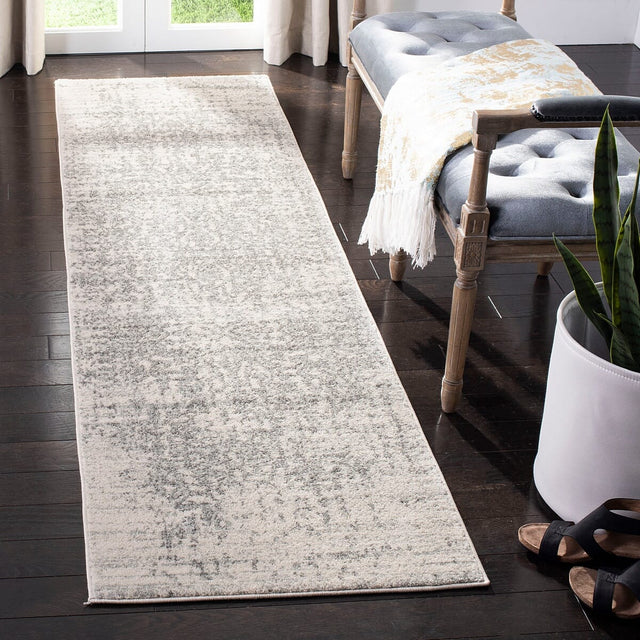 Safavieh Madison Mad603G Silver/Ivory Rug.