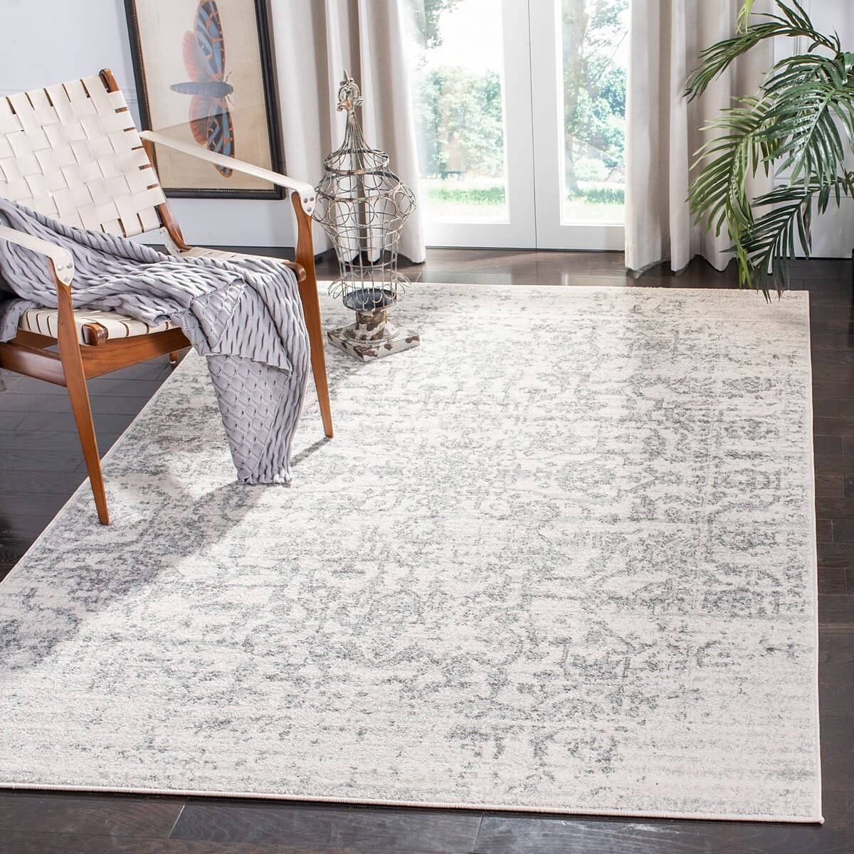 Safavieh Madison Mad603G Silver / Ivory Vintage / Distressed Area Rug