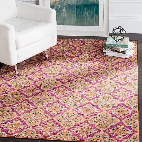 Safavieh Madison Mad605A Fuchsia / Gold Damask Area Rug