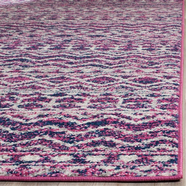 Safavieh Madison Mad606M Fuchsia / Navy Rugs.