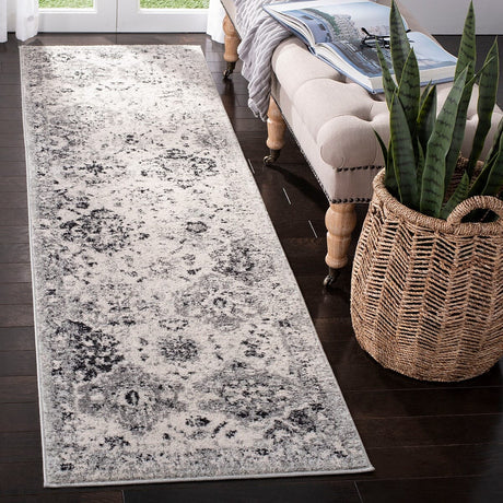 Safavieh Madison Mad611G Silver/Grey Rug.