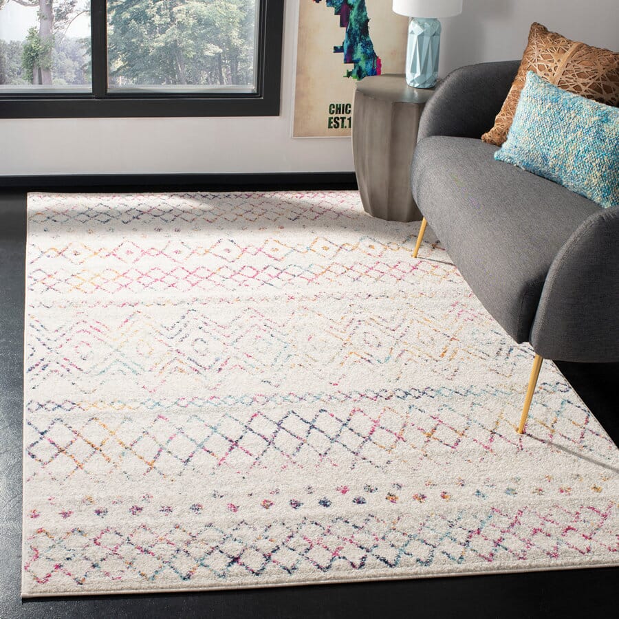 Safavieh Madison Mad798A Ivory / Fuchsia Moroccan Area Rug