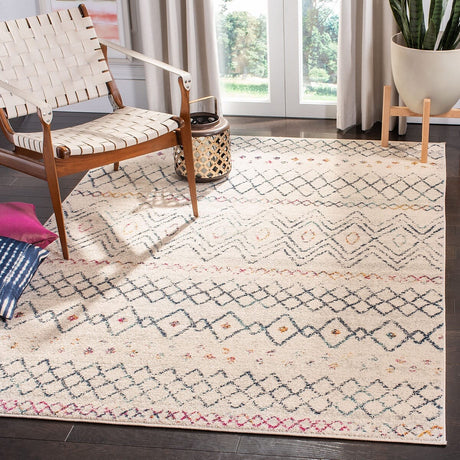 Safavieh Madison Mad798B Ivory / Navy Rugs.