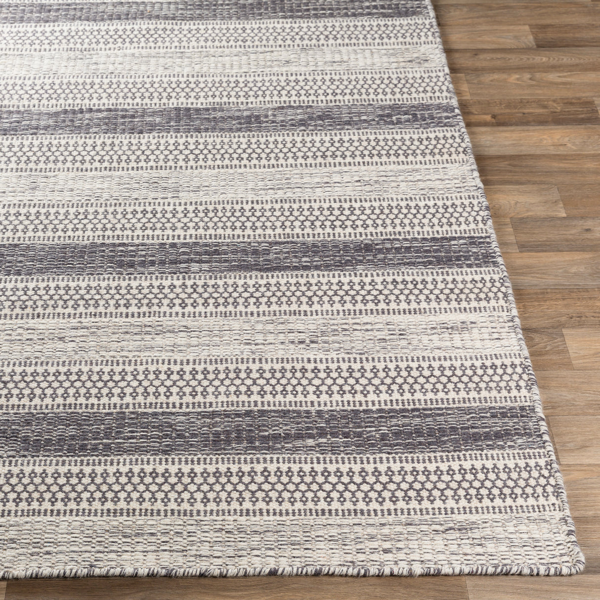 Surya Mardin Mdi-2301 Black, Ivory Rugs.