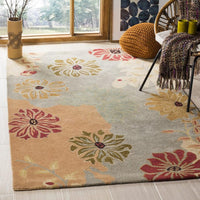 Safavieh Metro Met990A Multi Floral / Country Area Rug