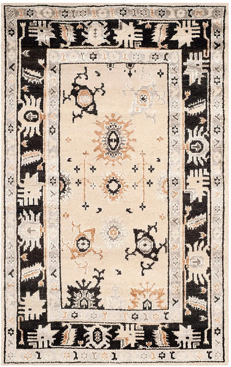 Safavieh Moharaja Mhj254A Beige / Charcoal Rugs.