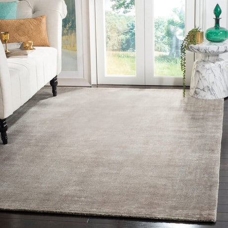 Safavieh Mirage Mir235C Grey Solid Color Area Rug