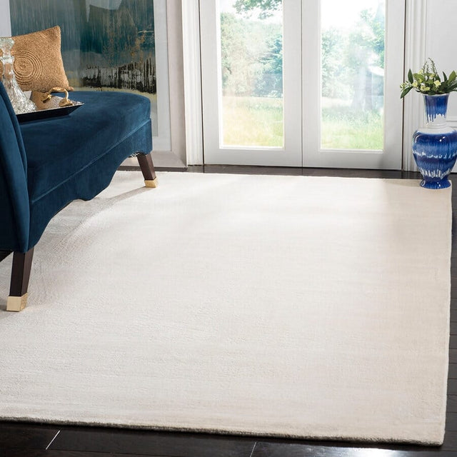 Safavieh Mirage Mir344W White Rugs.