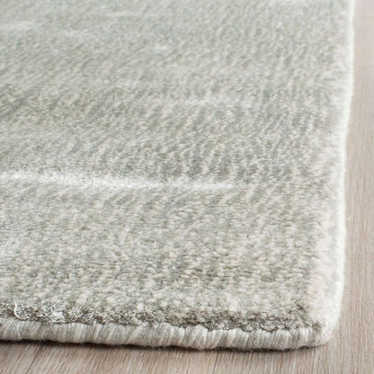 Safavieh Mirage Mir637E Fog Area Rug