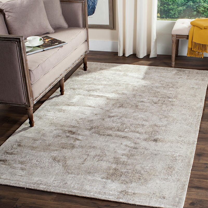 Safavieh Mirage Mir755A Ivory / Silver Area Rug