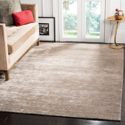 Safavieh Mirage Mir801D Grey Solid Color Area Rug