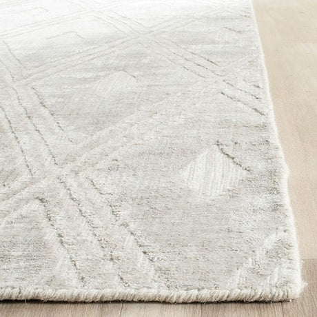 Safavieh Mirage Mir851B Silver Rugs.