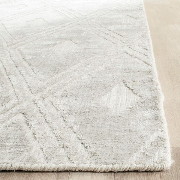 Safavieh Mirage Mir851B Silver Rugs.