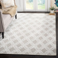 Safavieh Mirage Mir901A Silver / Ivory Geometric Area Rug