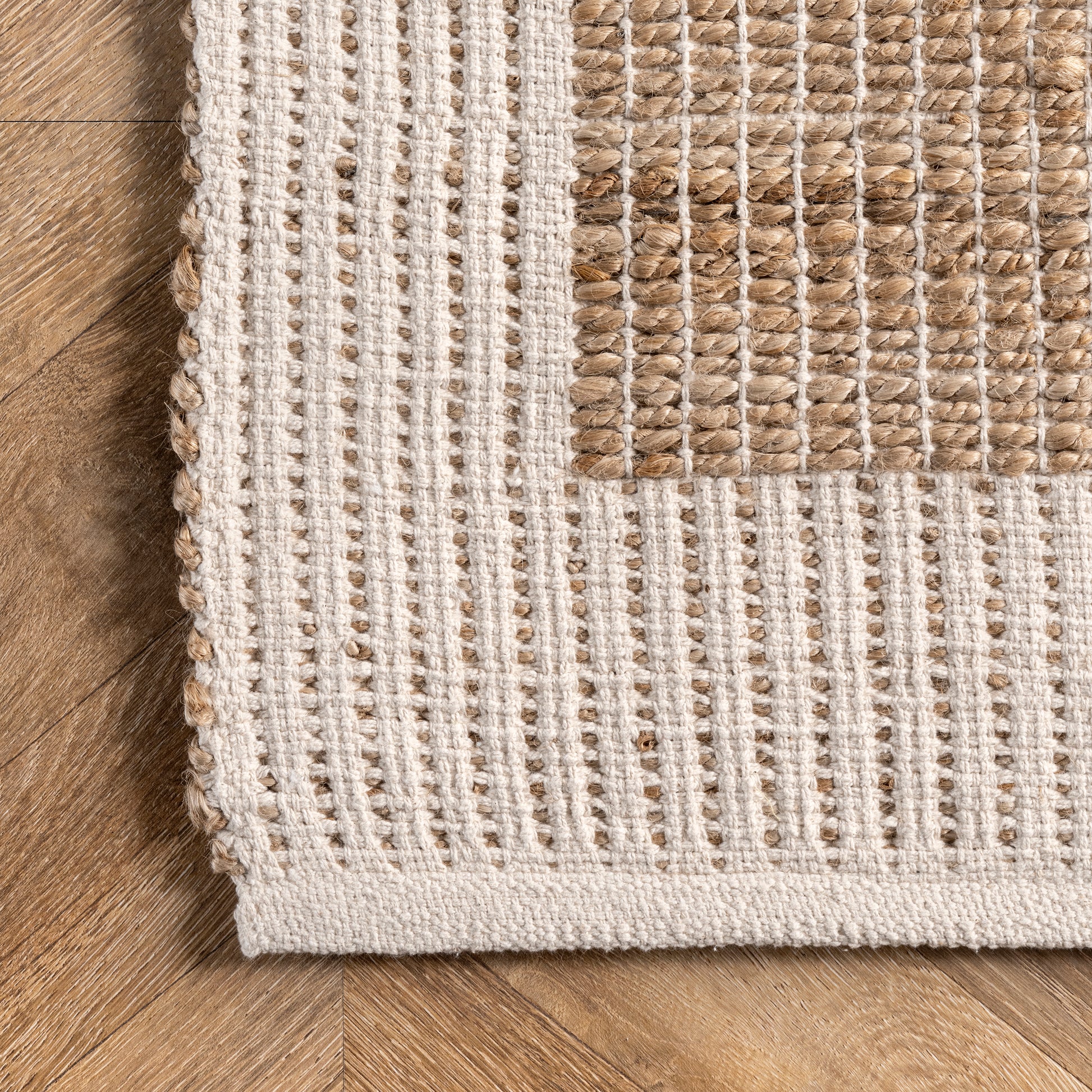 Nuloom Maisy And Border Nma2061A Ivory Area Rug