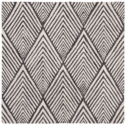 Safavieh Micro-Loop Mlp151H Charcoal / Ivory Geometric Area Rug