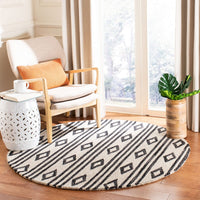 Safavieh Micro-Loop Mlp153A Ivory / Charcoal Moroccan Area Rug