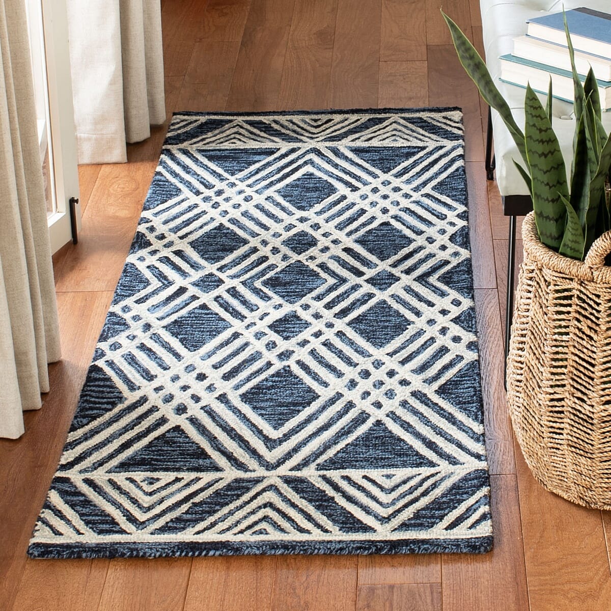 Safavieh Micro-Loop Mlp155N Navy / Ivory Moroccan Area Rug