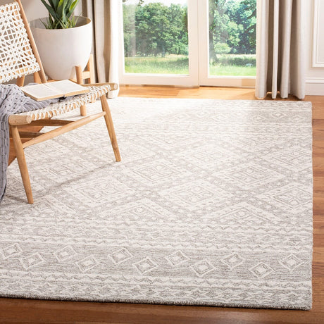 Safavieh Micro-Loop Mlp501F Grey / Ivory Moroccan Area Rug