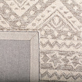 Safavieh Micro-Loop Mlp501F Grey / Ivory Rugs.