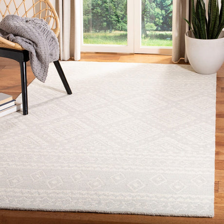 Safavieh Micro-Loop Mlp501G Grey / Ivory Moroccan Area Rug