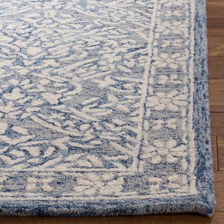 Safavieh Micro-Loop Mlp510M Blue / Ivory Rugs.