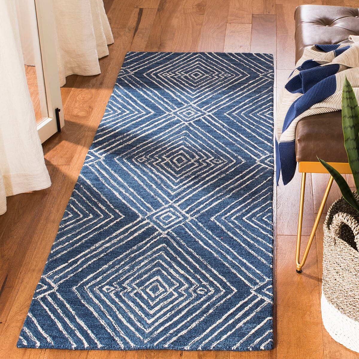 Safavieh Micro-Loop Mlp608N Navy / Ivory Rugs.