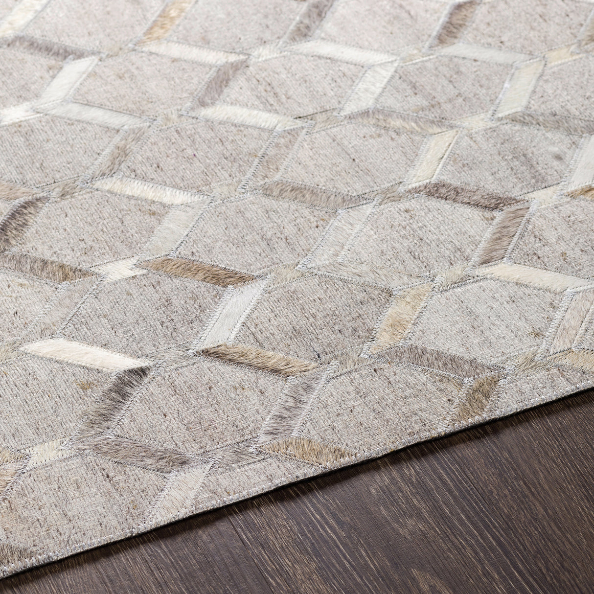 Surya Medora Mod-1010 Charcoal, Gray Rug.
