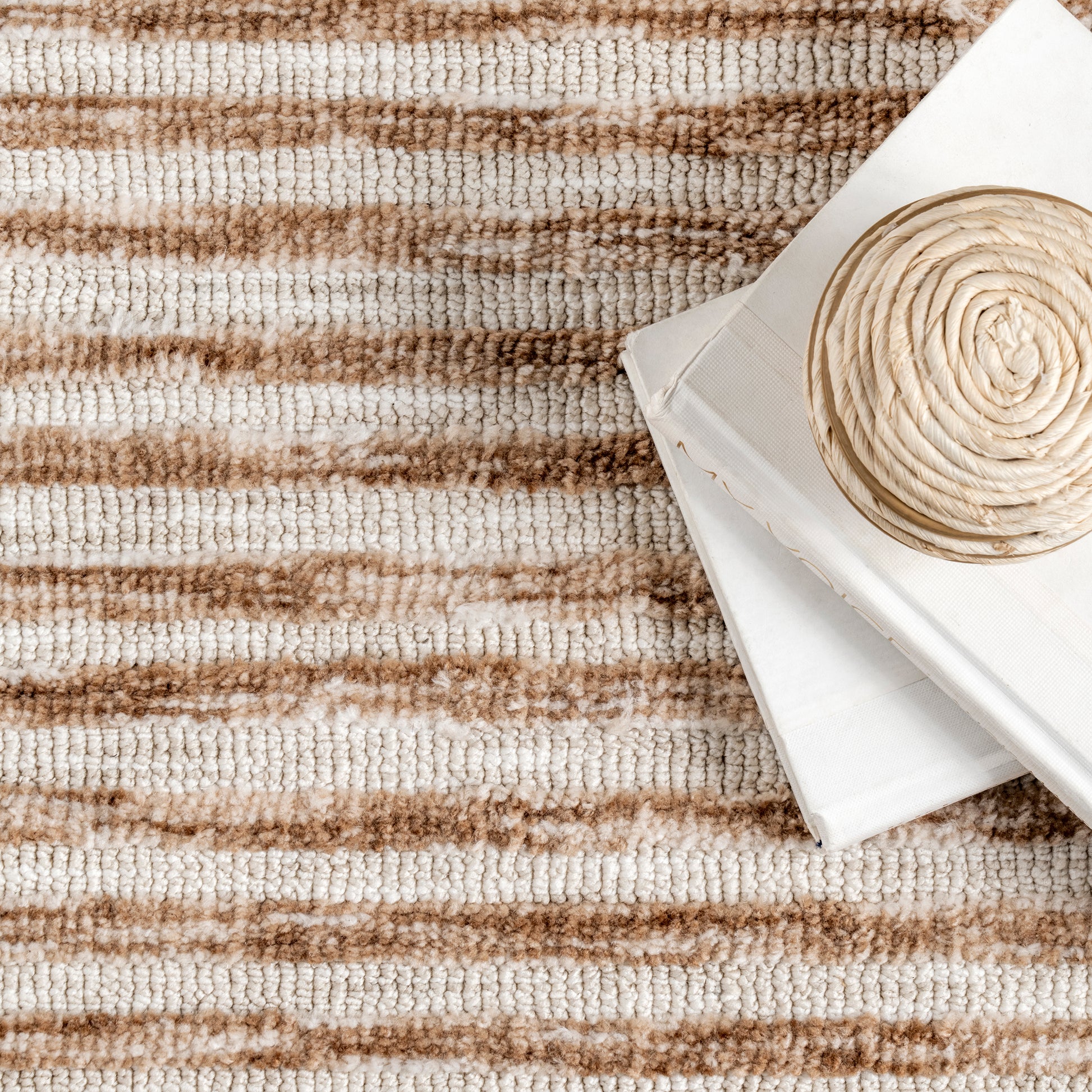 Nuloom Shira Raised Swirls Nsh2080A Beige Area Rug