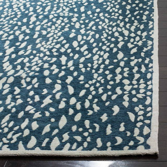 Safavieh Marbella Mrb657D Blue / Ivory Rugs.