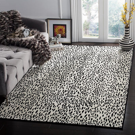 Safavieh Marbella Mrb657G Ivory / Black Rugs.