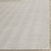 Safavieh Marbella Mrb721A Silver Area Rug