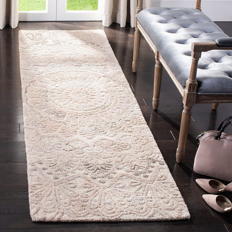Safavieh Marquee Mrq110B Beige / Ivory Rugs.
