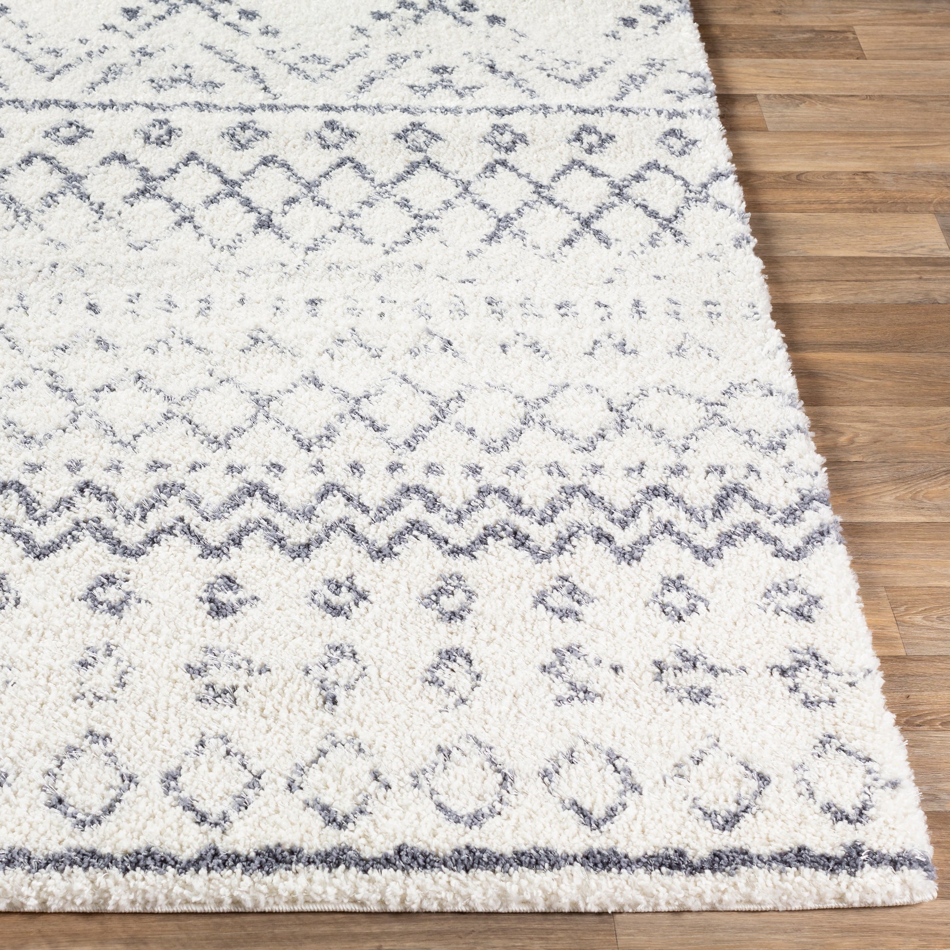 Surya Maroc Shag Mrs-2301 White, Medium Gray Area Rug