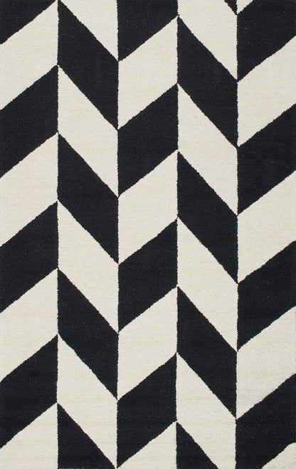 AreaRugs.com Chiyah Mthm Black And White Geometric Area Rug