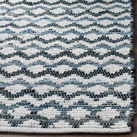 Safavieh Montauk Mtk120A Ivory Blue / Black Rugs.