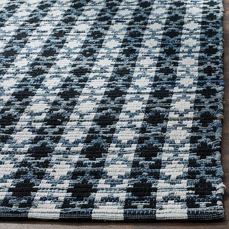 Safavieh Montauk Mtk123A Ivory Blue / Black Rugs.