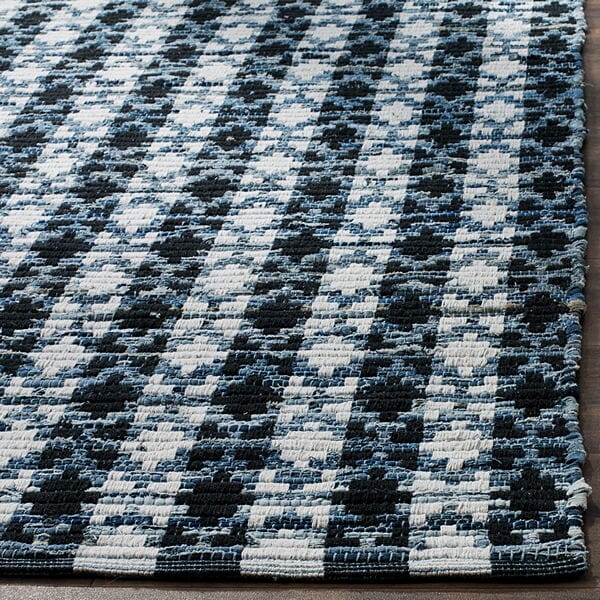 Safavieh Montauk Mtk123A Ivory Blue / Black Geometric Area Rug